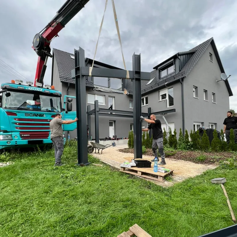 Montage eines Anbaubalkons durch Remsstahl